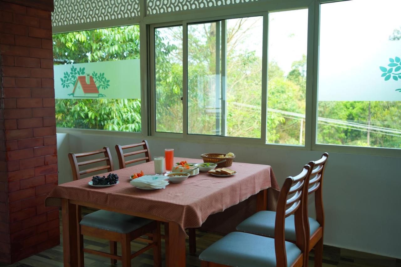 Vythiri Retreat Resort Exterior photo